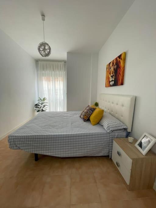 Apartamento Centro De Aguilas. Kültér fotó