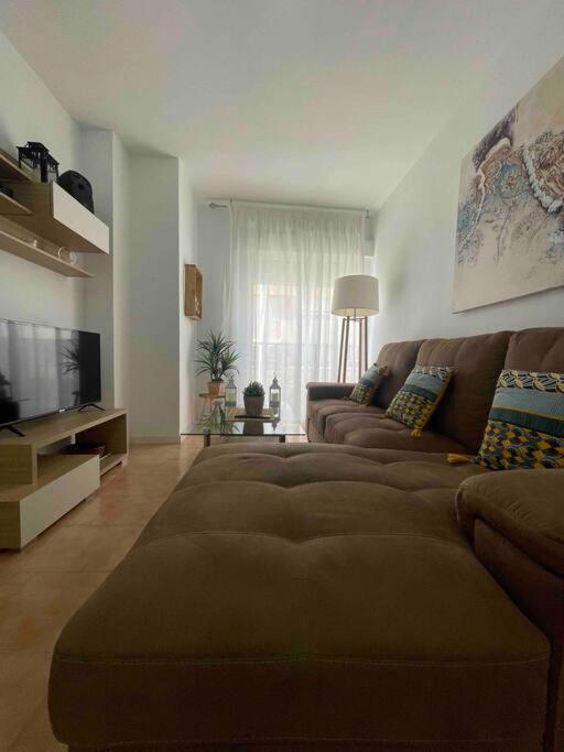 Apartamento Centro De Aguilas. Kültér fotó