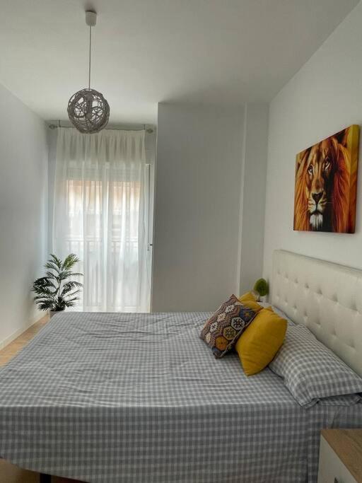 Apartamento Centro De Aguilas. Kültér fotó